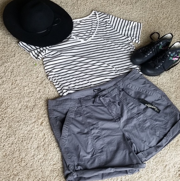 Nwt Supplies grey cargo shorts charcoal - Picture 2 of 8